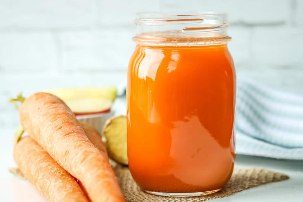 Carrot Apple Juice - Vitamix Juice Thoughts