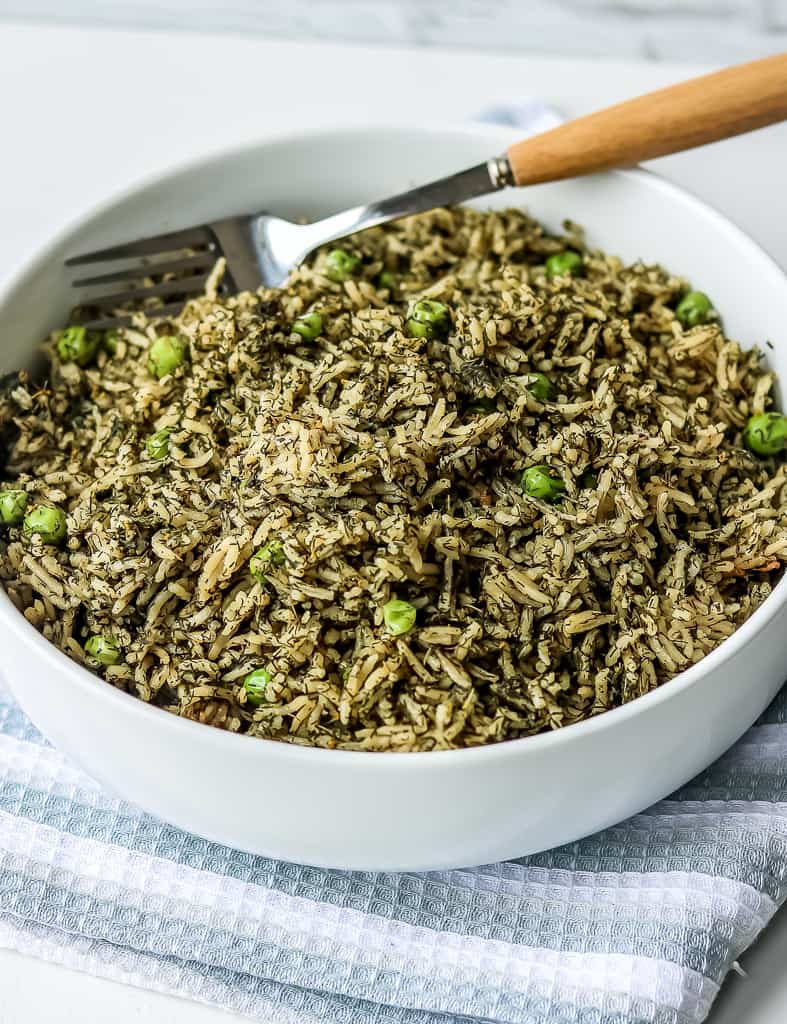 Dill Rice Recipe – Delicious, bold Persian rice dish that’s made with a just a few ingredients. A simple rice recipe that stands alone as part of the main course or sits nicely in the background to be served as a side.
