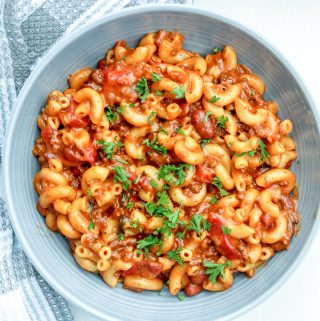 Easy Instant Pot Chili Mac And Cheese. Perfectly combine two of your favorite comfort foods in ONE POT to create the ultimate cheesy ONE POT MEAL. It is a hearty, quick, delicious, and comforting recipe for chili mac and cheese lovers.