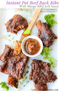 Instant Pot Beef Back Ribs são as mais suculentas costeletas de queda do osso. Com esta receita, trazemos um pequeno sabor das Caraíbas, cobrindo-o com um Molho Caseiro de Manga Jerk Jerk para churrasco. Costeletas de Pote Instantâneas | Como Cozinhar Costeletas de Pote Instantâneas | Pote de Costeletas de Carne de Vaca Instantâneas | Pote de Costeletas de Pote de Pressão | #instantpotbeefbackribs #howtocook #BBBQbeefribs #pressurecookerribs