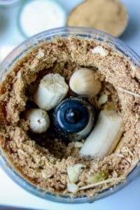 Pie filling with banana in food processor