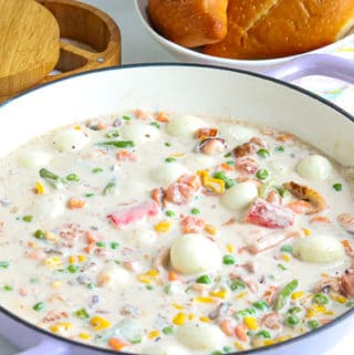 quail eggs in creamy sauce