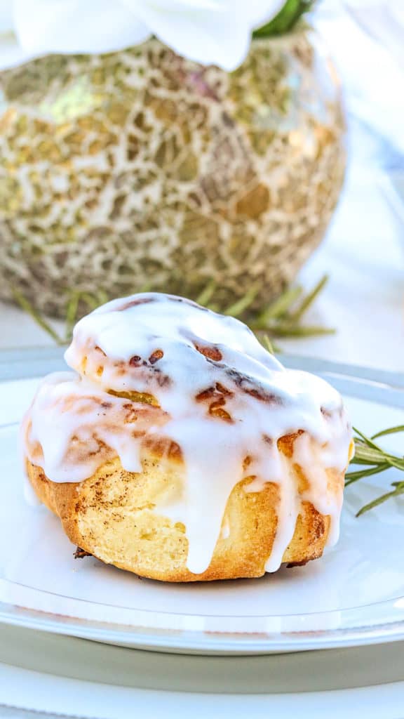 Air Fryer Cinnamon Rolls with Homemade Cream Cheese