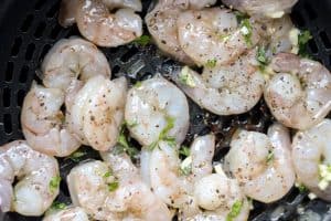 garlic butter shrimp in the air fryer basket