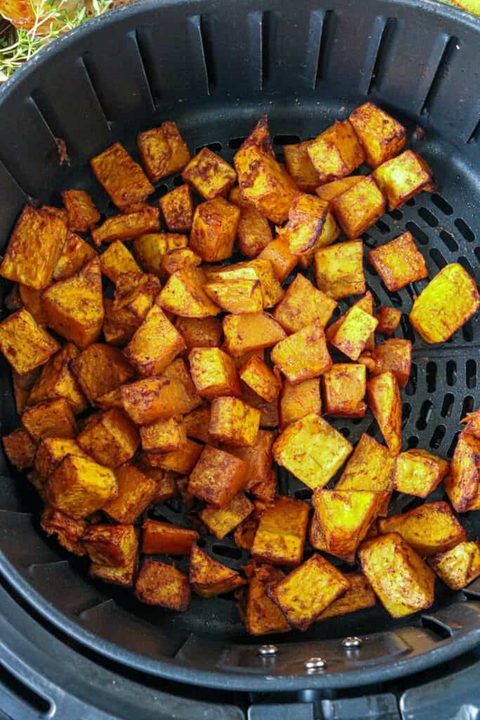 squash cubes in air fryer basket