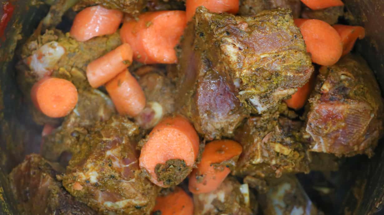 seasoned meat with carrots in instant pot