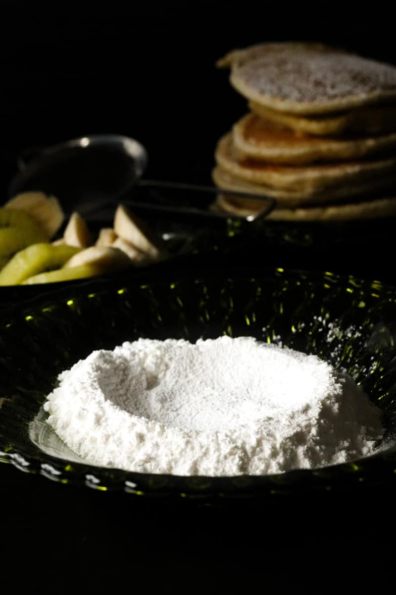 sugar in green plate