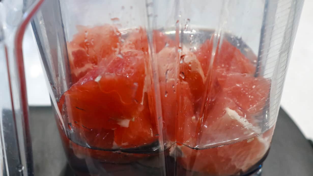 grapefruit and water in blender