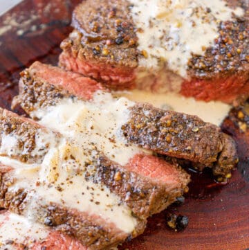 steak au poivre with creamy sauce