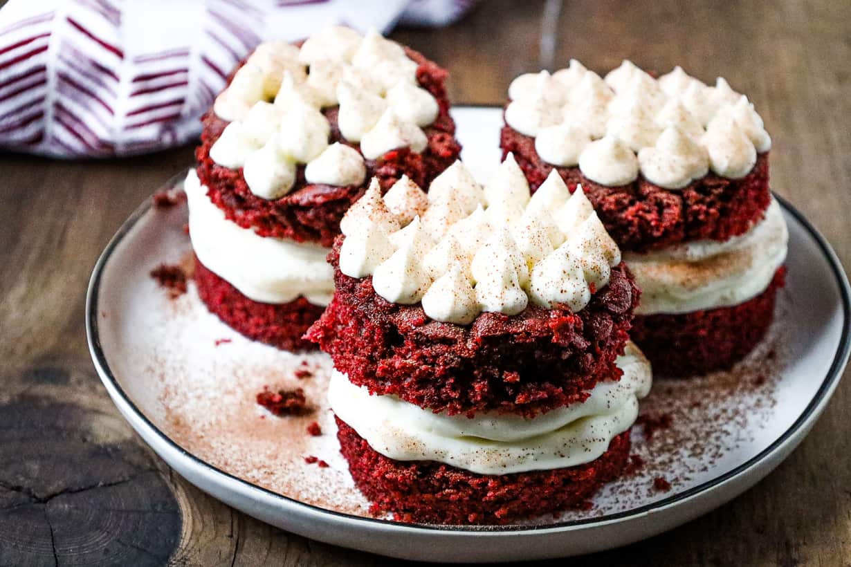 Mini Red Velvet Bundt Cakes