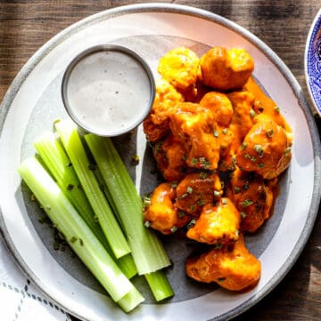 air fryer cauliflower wings on plate