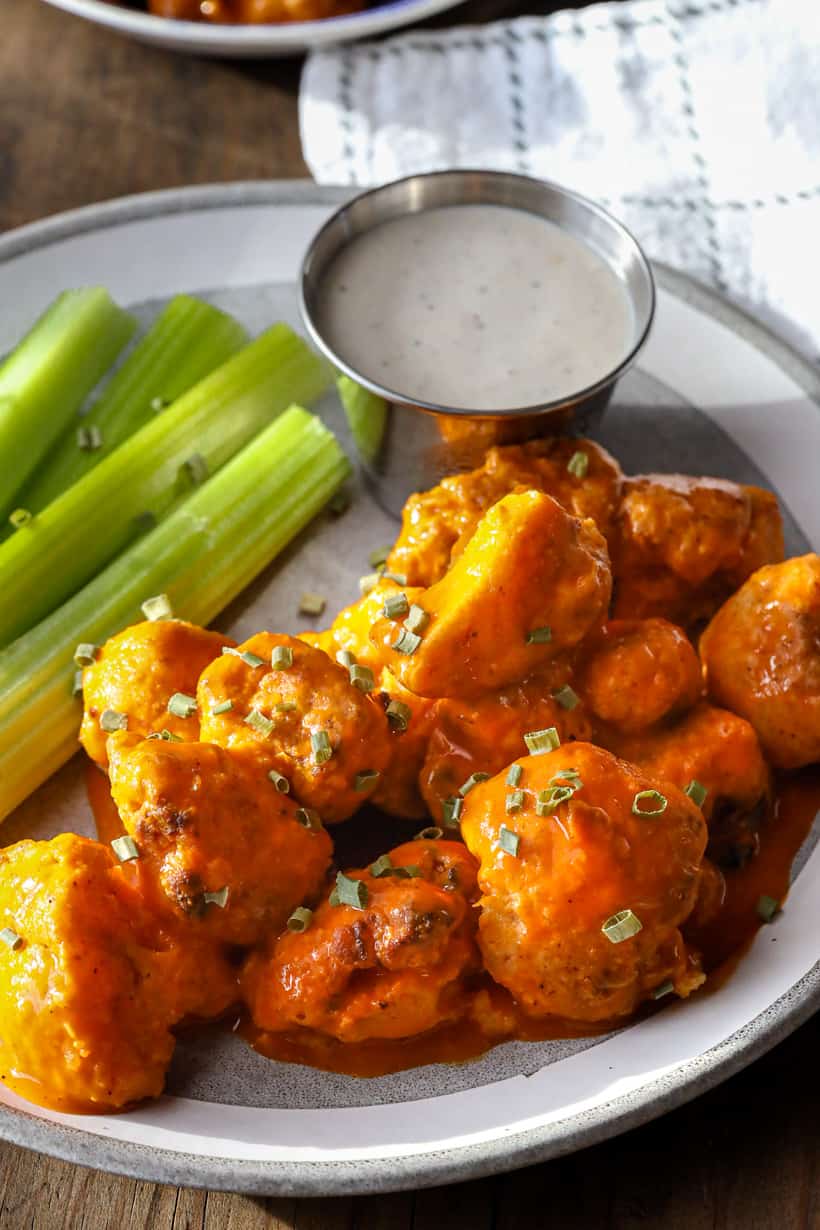 air fryer cauliflower wings with celery