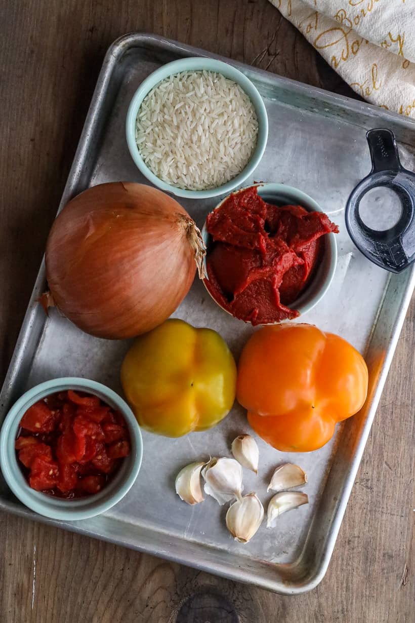 ingredients to make jollof rice