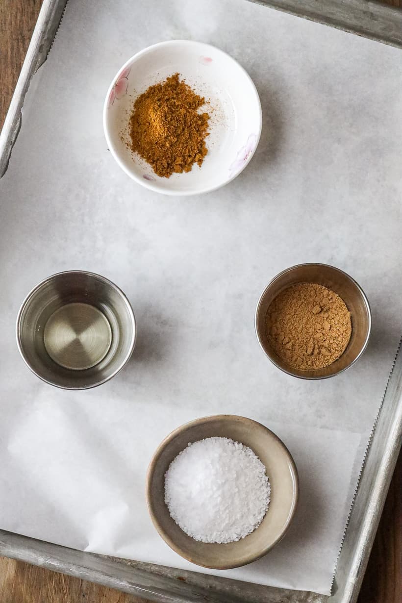 Ingredients to make rice