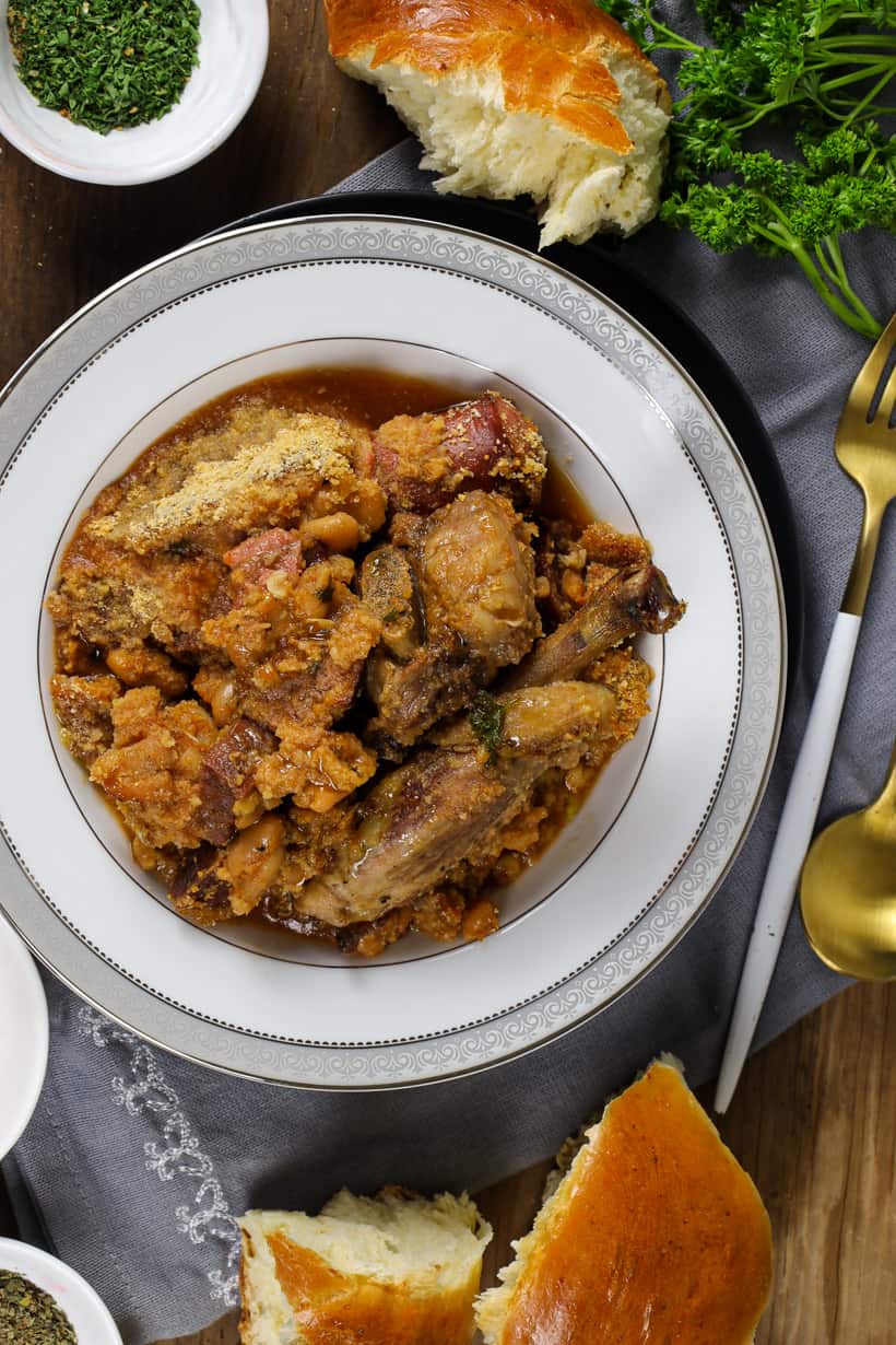 bread around the French cassoulet