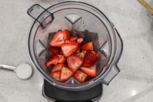 strawberries in blender