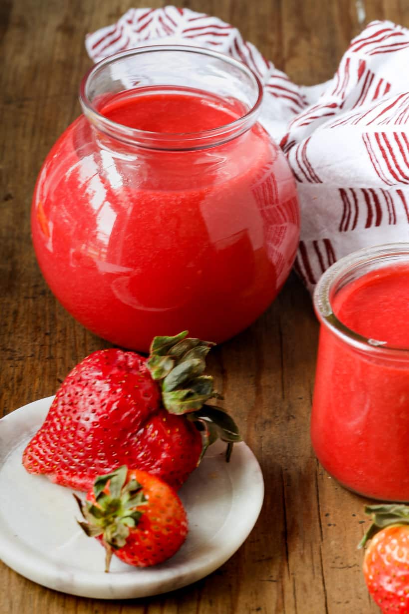 3-ingredient strawberry sauce
