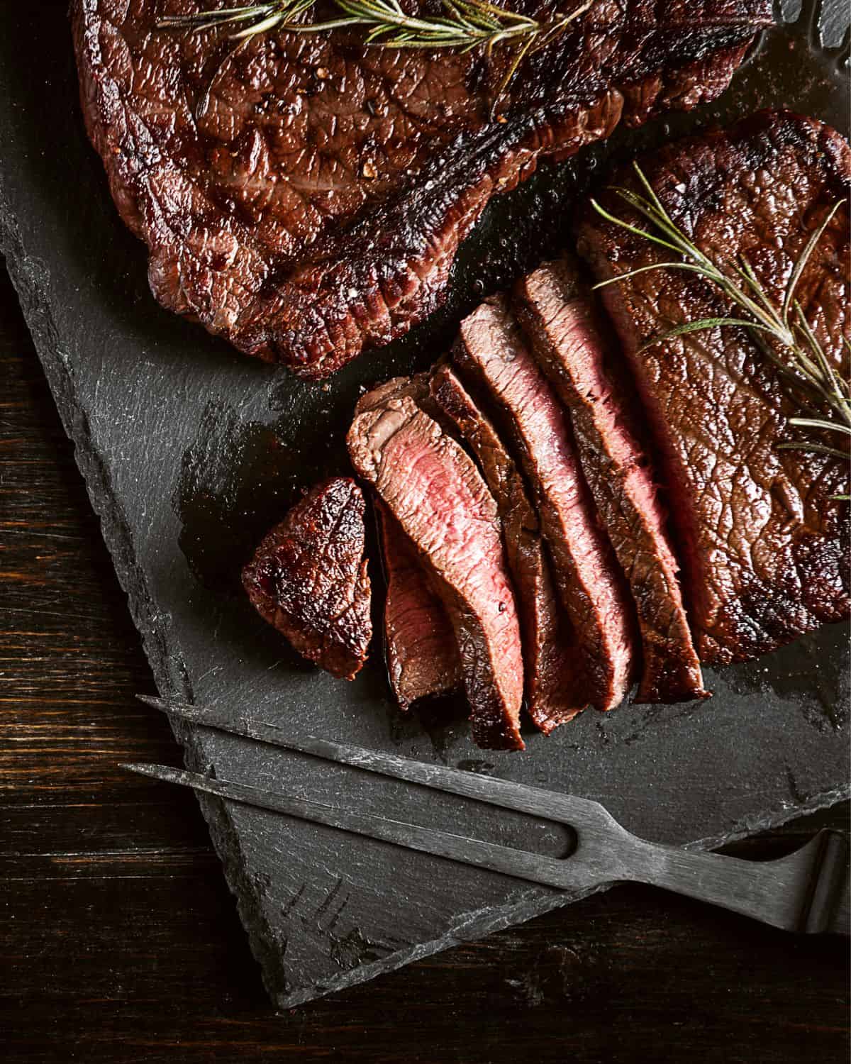 Herbs for steak