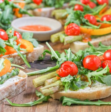 Vegetable Bruschetta with fresh ingredients