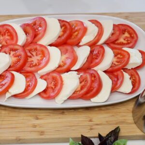 sliced tomatoes and mozzarella cheese