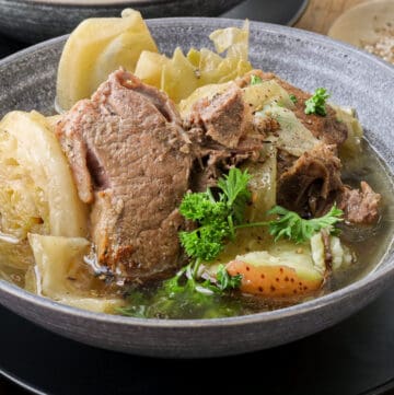 Norwegian lamb stew with cabbage - slow cooker