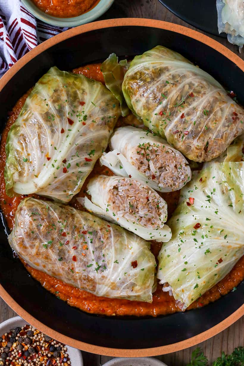cooked stuffed cabbage rolls in sauce