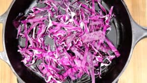 Red Cabbage in skillet