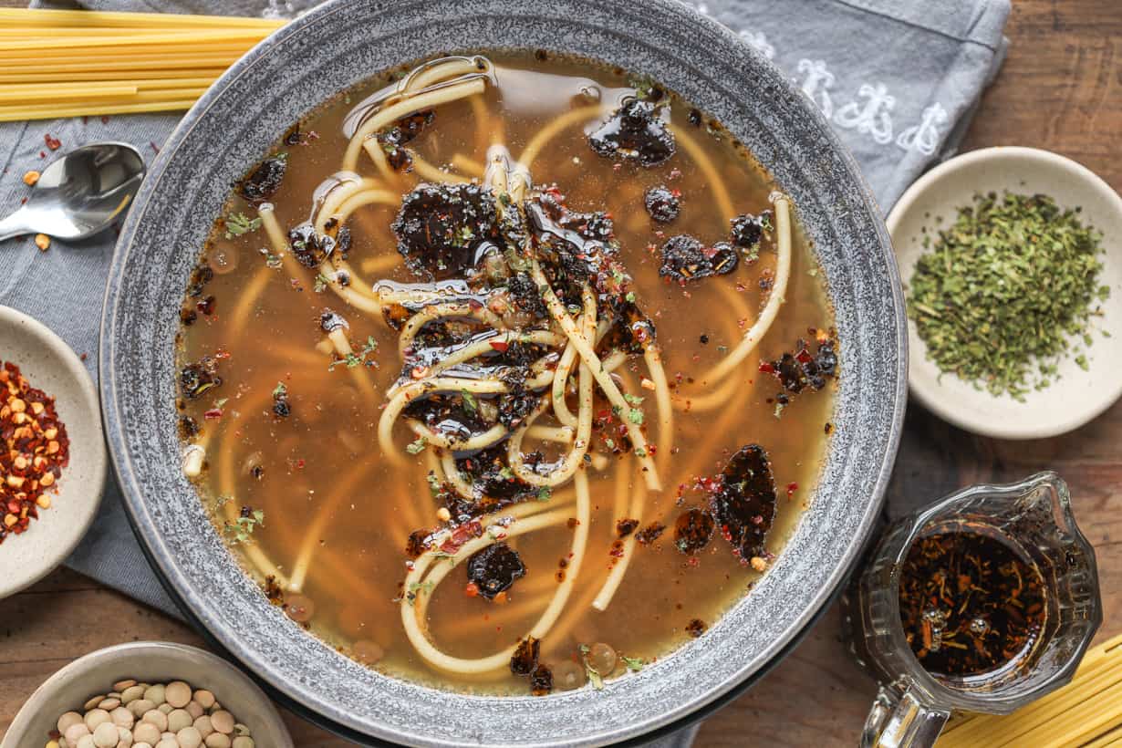 Turkish green lentils soup with vermicelli
