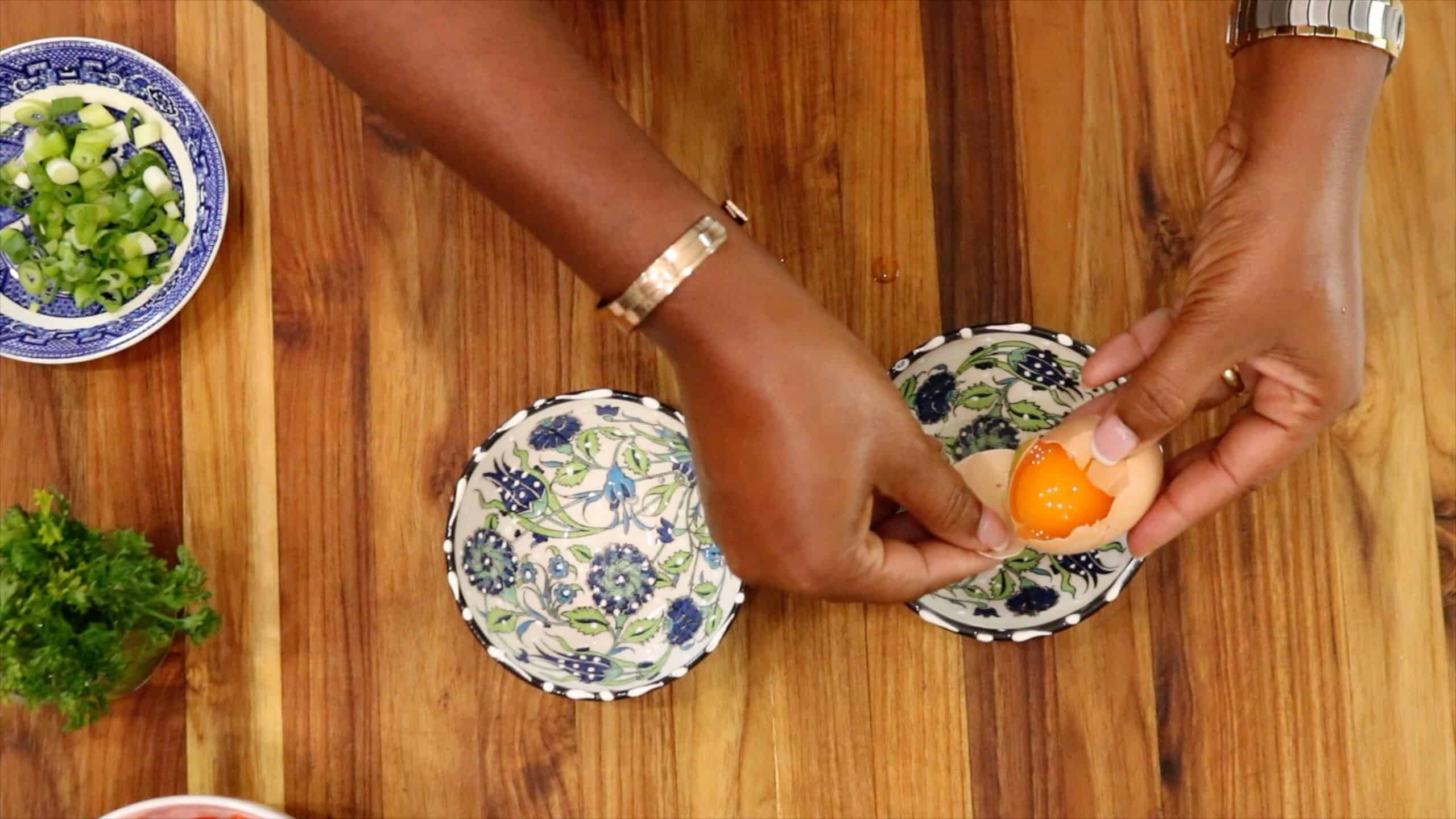 Separating egg yolk from egg white