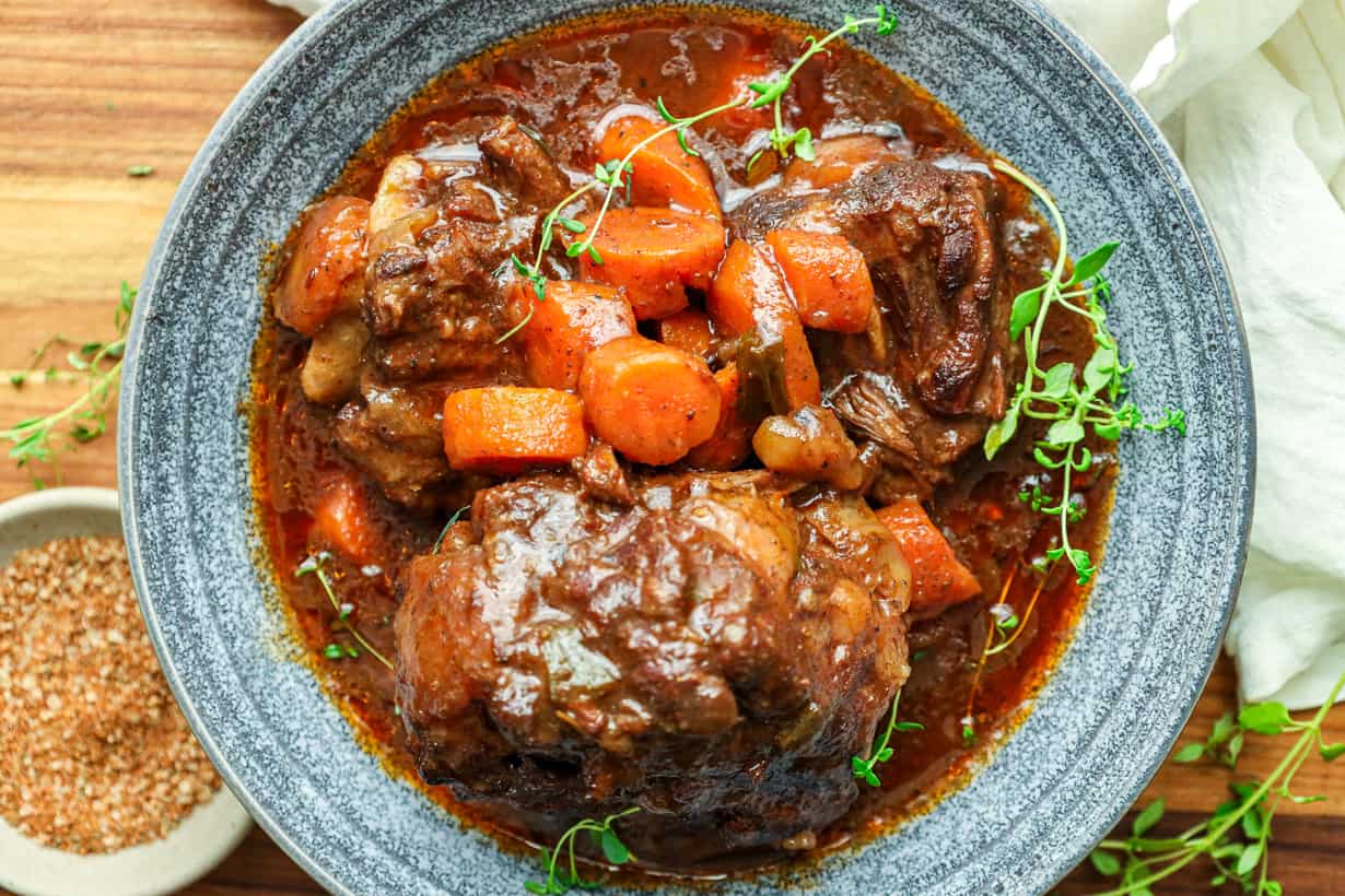 https://www.savorythoughts.com/wp-content/uploads/2023/12/Instant-Pot-Oxtail-Savory-Thoughts.jpg