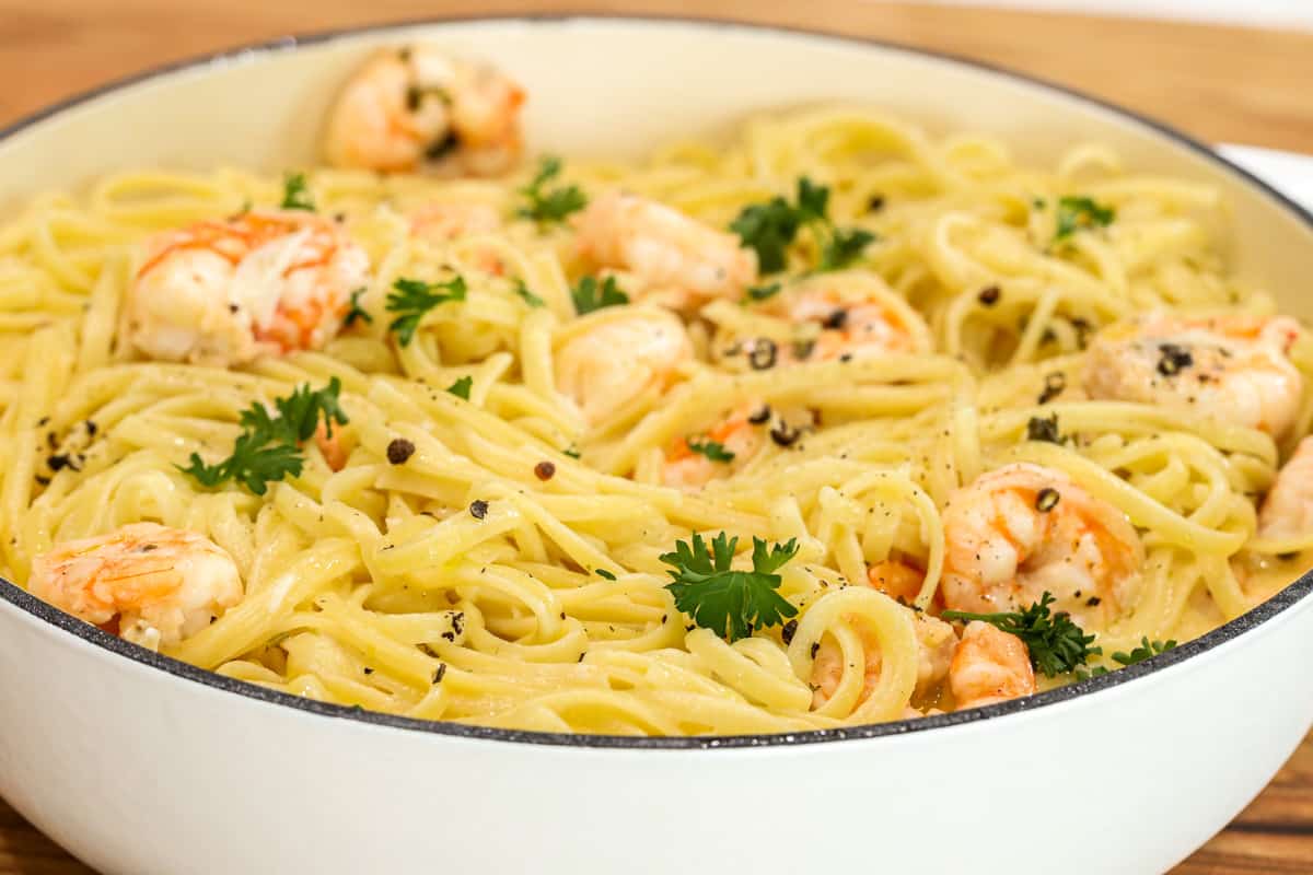 Creamy shrimp scampi in skillet