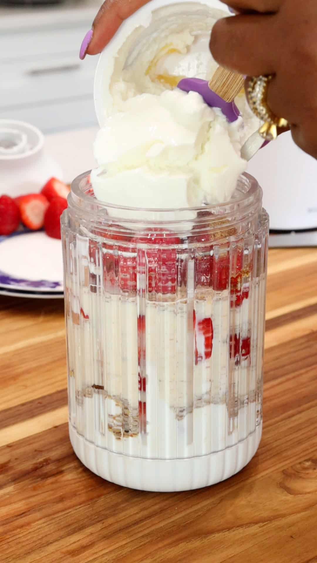 Adding Yogurt to breakfast smoothie
