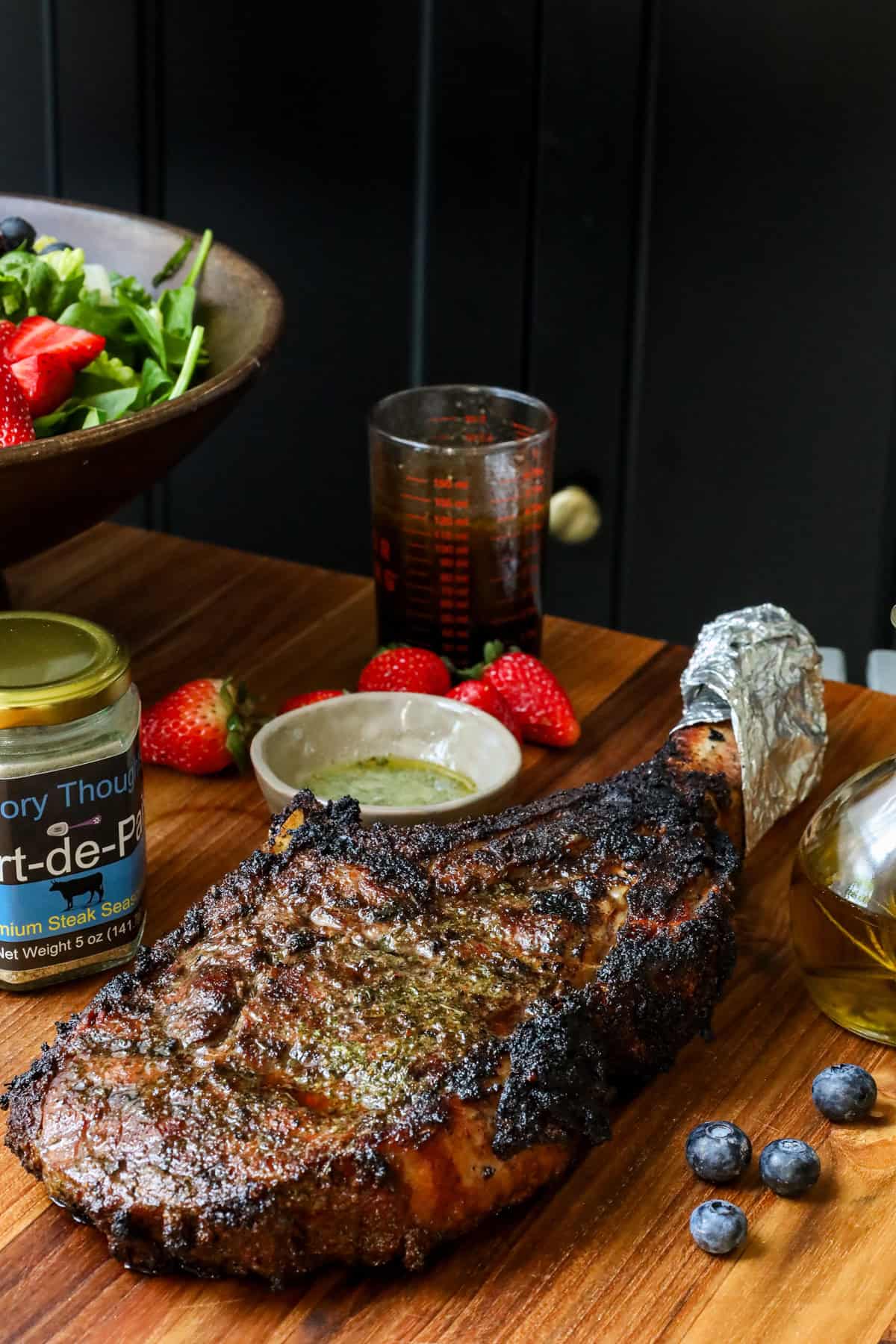 Steak and port - de - paix steak seasoning blend with salad on the side