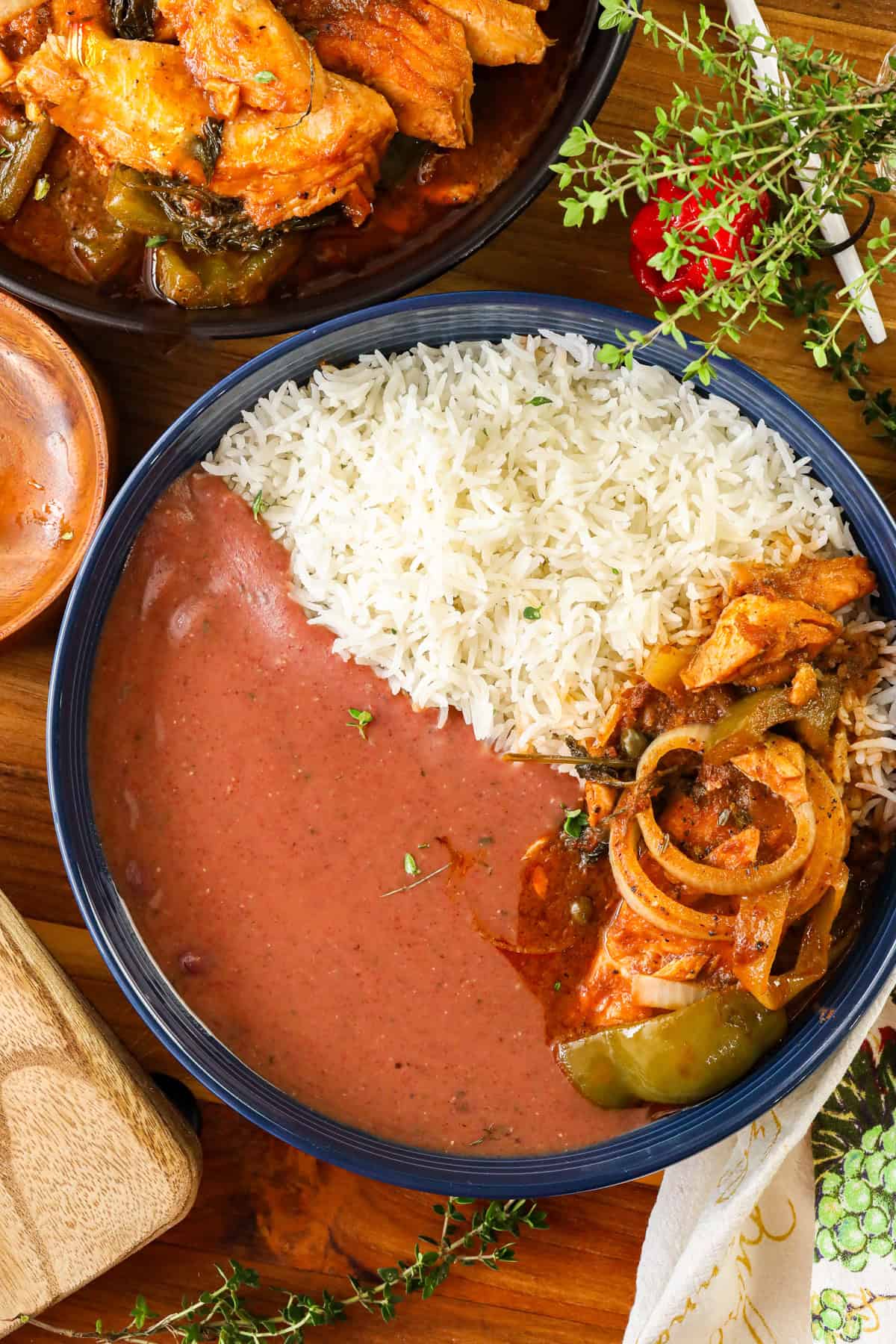 Haitian salmon stew with white rice and sos pwa