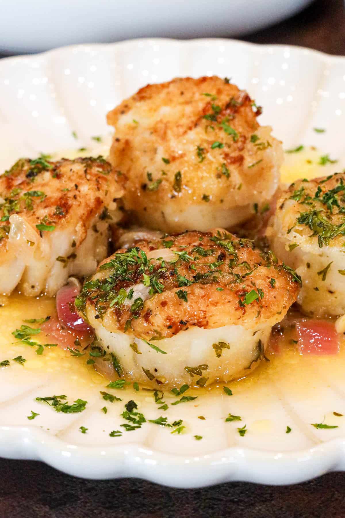 Perfectly cooked Scallop Provençal -